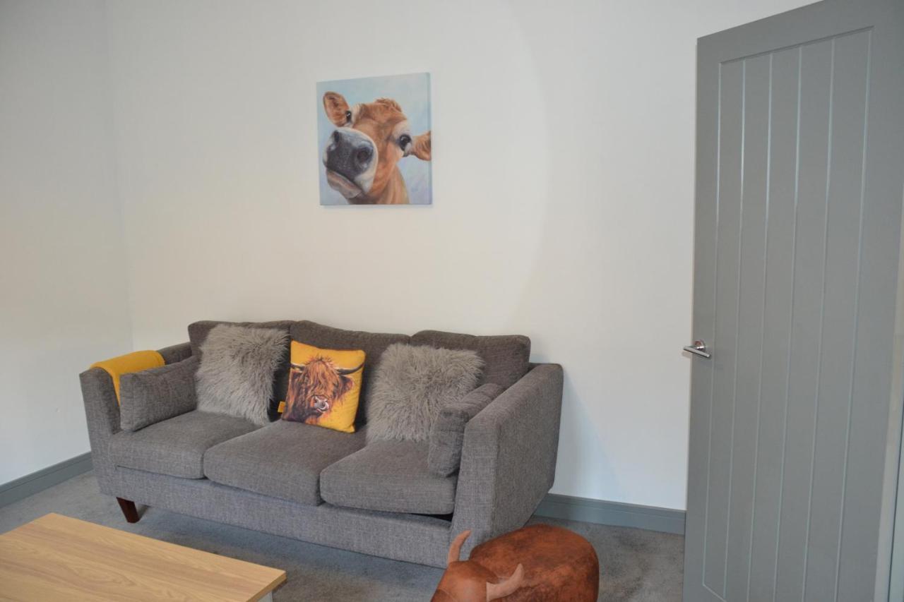 The Moo House 2 Bed Property - Stayseekers Salisbury Eksteriør bilde